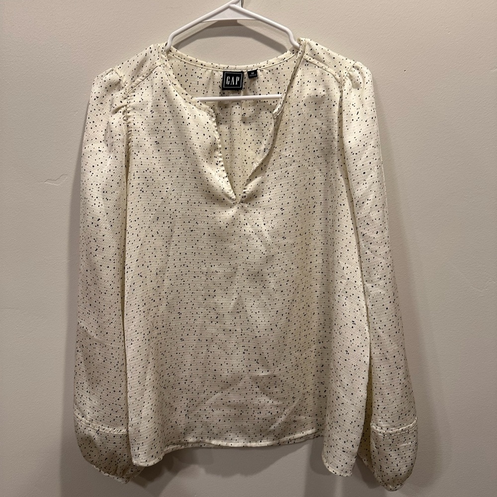 GAP Women's Cream and Black Polka Dot Top Medium